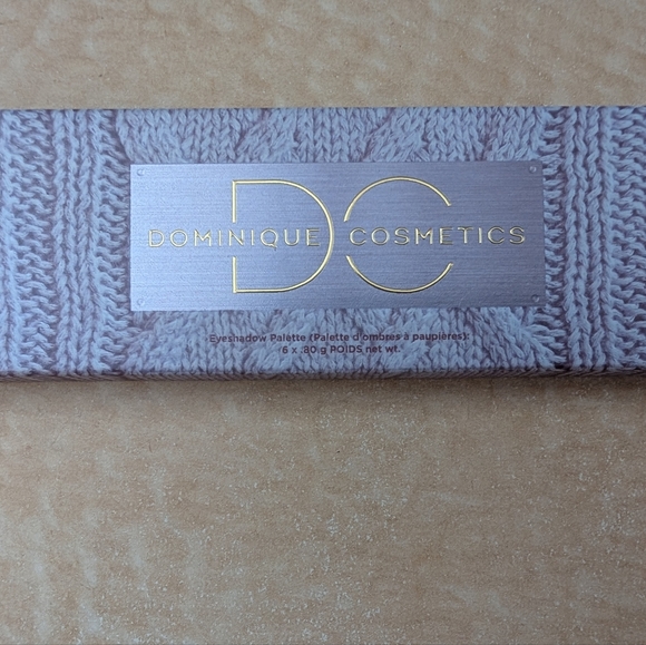 Dominique Cosmetics Other - Dominique Cosmetics Knit Design Eye Palette